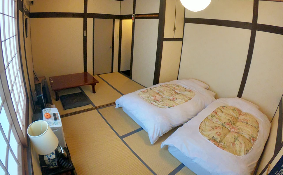 和室 “JINYA”