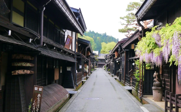 古い町並みと、静けさに包まれて